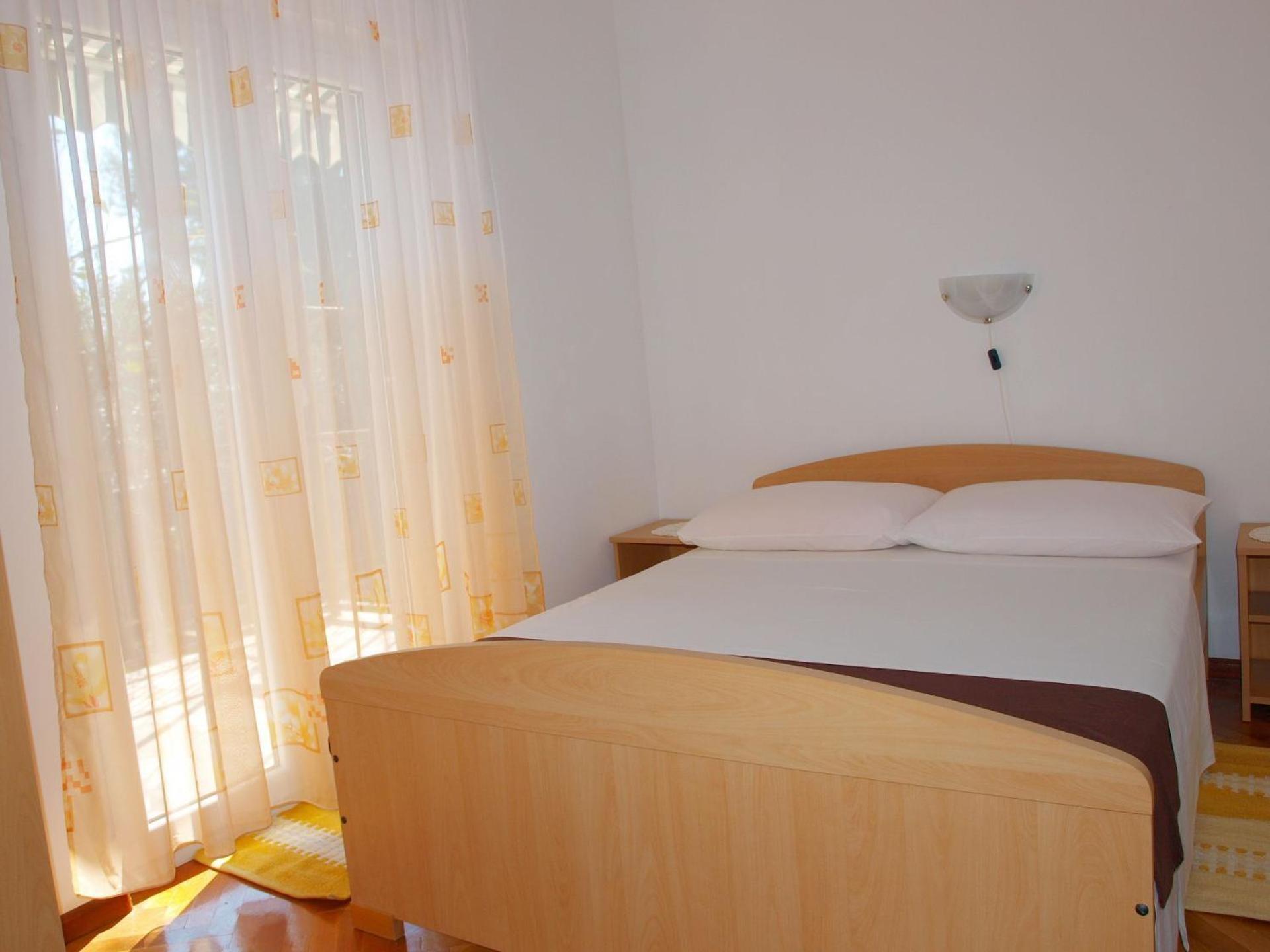 Apartments Mirja - 100M From The Beach & Parking 트로기르 외부 사진