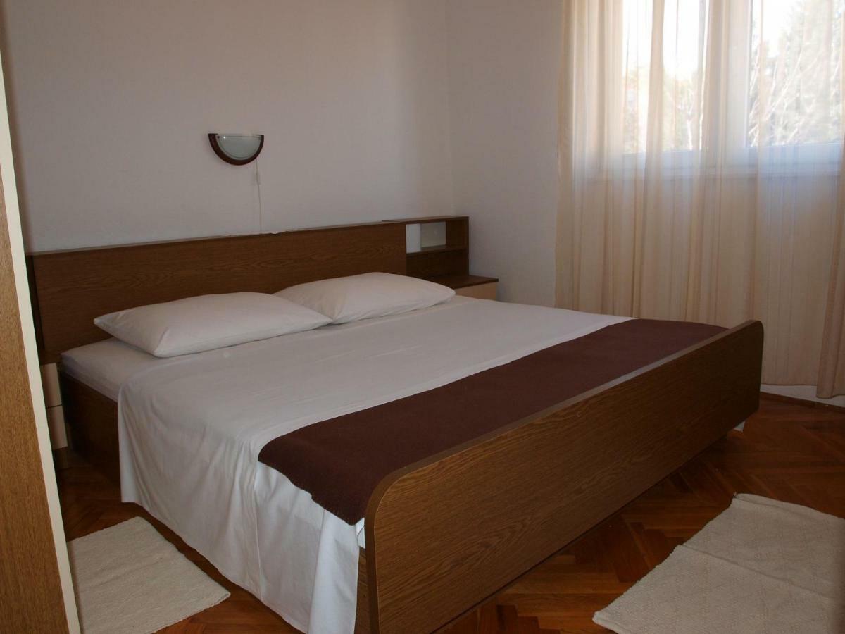 Apartments Mirja - 100M From The Beach & Parking 트로기르 외부 사진